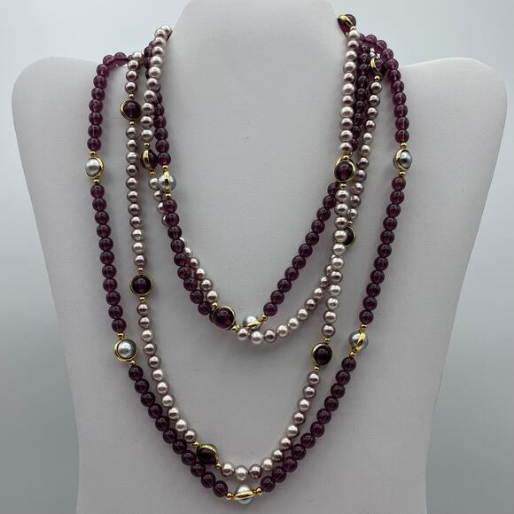 Vintage 1984 Avon Heather & Mist Two Strand Beaded Necklace Set - Picture 1 of 5